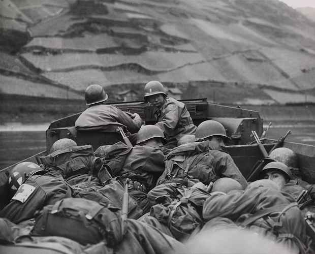 men 89th division March 26 1945 crossing Rhine
